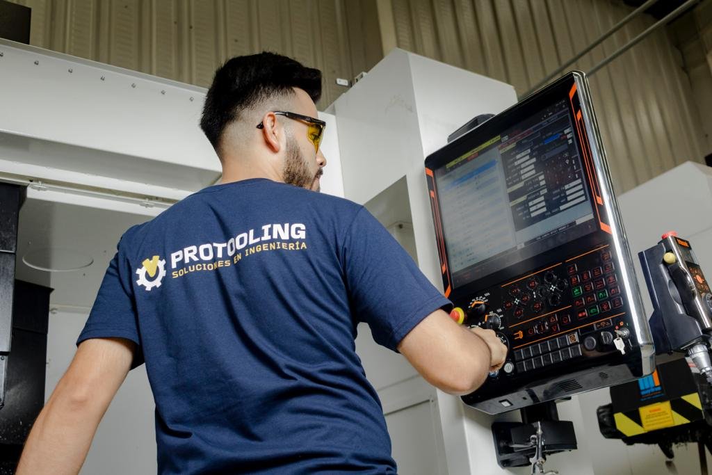 Proceso industrial de maquinado y fabricación de componentes